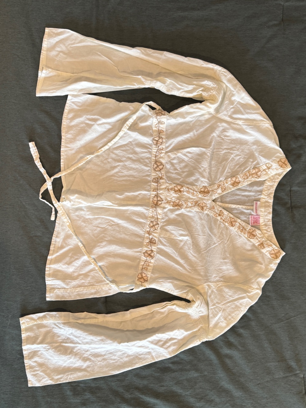 Xhilaration Cream Top with Beige Embroidery